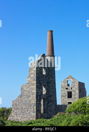 The ruins of Carn Galver Enginehouse, (Carn Galva, tin mine), near Zennor, Cornwall, England, UK. Stock Photo