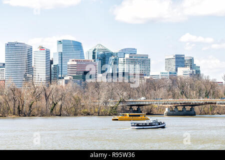 Washington DC, USA - April 5, 2018: Tour boats, tourboats on Potomac river with view on northern Virginia, Boomerang Yacht cruise toar boat on Potomac Stock Photo