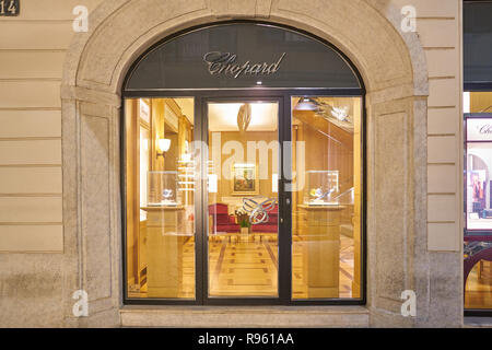 MILAN, ITALY - CIRCA NOVEMBER, 2017: inside Alcott store in Milan Stock ...
