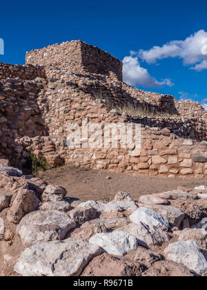 Southern Sinagua pueblo Indian ruins, Tuzigoot National Monument, Clarkdale, Arizona. Stock Photo