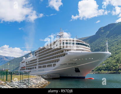 Silver Spirit cruise ship moored in the port of Flåm, Aurlandsfjorden, Sognefjord, Sogn og Fjordane, Norway Stock Photo