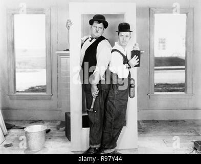 Original film title: THE FINISHING TOUCH. English title: THE FINISHING TOUCH. Year: 1928. Director: CLYDE BRUCKMAN. Stars: OLIVER HARDY; STAN LAUREL. Credit: HAL ROACH/MGM / Album Stock Photo