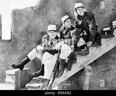 Original film title: BEAU GESTE. English title: BEAU GESTE. Year: 1939. Director: WILLIAM A. WELLMAN. Stars: GARY COOPER; RAY MILLAND; ROBERT PRESTON. Credit: PARAMOUNT PICTURES / Album Stock Photo