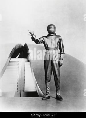 ALIEN SCENE THE DAY THE EARTH STOOD STILL (1951 Stock Photo - Alamy