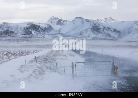 Snow Covered Mountains at Myrdalsjökull in Southern Iceland in Winter ...