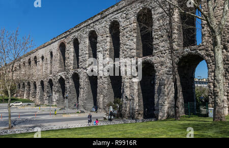 Istanbul, Turkey - the Valens Acqueduct is a Roman Acqueduct which was the major water-providing system of the Eastern Roman capital of Constantinople Stock Photo