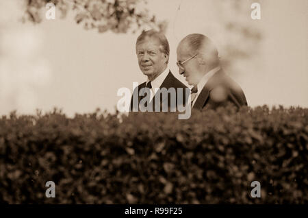 President Jimmy Carter and Israeli Prime Minister Menachem Begin at the White House, Washington, D.C.. 1980 Apr. 15 Stock Photo