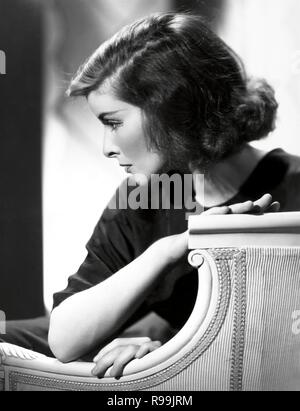 KATHARINE HEPBURN. 1933. Credit: BACHRACH, ERNEST / Album Stock Photo