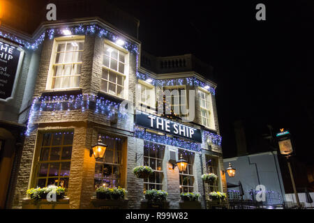 The Ship an 18th-century river pub on the Thames in Mortlake, London, UK Stock Photo