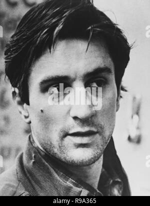 Original film title: TAXI DRIVER. English title: TAXI DRIVER. Year: 1976. Director: MARTIN SCORSESE. Stars: ROBERT DE NIRO. Credit: COLUMBIA PICTURES / Album Stock Photo