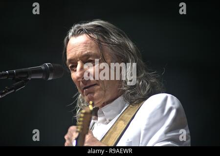 04. August 2017 - Roger Hodgson and Charles Roger Pomfret Hodgson, withbegrunder, former frontman, singer and songwriter of the British pop/rock band Supertramp at his concert at Holstenhalle 1 in Neumunster. The gig was part of the 'Breakfast in America' World Tour, hosted by the Schleswig-Holstein Music Festival. | August, the 4th, 2017 - Roger Hodgson aka Charles Roger Pomfret Hodgson, founder, prior frontman, singer and songwriter of British pop/rock band Supertramp at his concert in the Holstenhalle 1 in Neumuenster, Germany. The show is in the context of the Breakfast in America worl Stock Photo