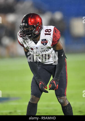 New York Giants' Trenton Thompson walks the pitch prior to the NFL