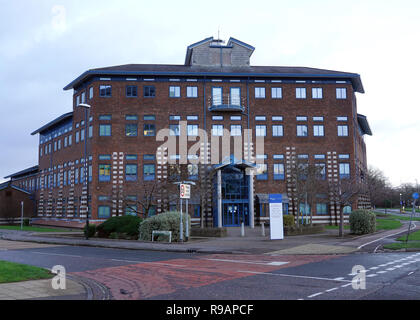 Gatwick, London, UK, 22nd December, 2018.Crawley, West Sussex, police station, early on the morning of 22nd December 2018, following drone attack arrests Credit: Andy Stehrenberger/Alamy Live News Stock Photo