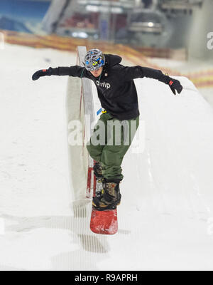 Bispingen, Germany. 22nd Dec, 2018. Ole Lindhorst jumps over an obstacle with his snowboard in the Snow Dome. Credit: Philipp Schulze/dpa/Alamy Live News Stock Photo