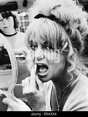 Original film title: THE SUGARLAND EXPRESS. English title: THE SUGARLAND EXPRESS. Year: 1974. Director: STEVEN SPIELBERG. Stars: GOLDIE HAWN. Credit: UNIVERSAL PICTURES / Album Stock Photo