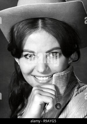 CLAUDIA CARDINALE, CIRCUS WORLD, 1964 Stock Photo - Alamy