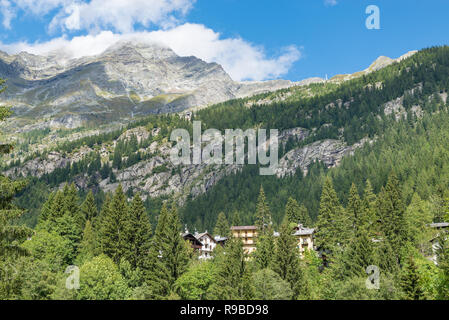 Alpine village at the foot of Monte Rosa, Macugnaga and Monte Moro, Italy Stock Photo