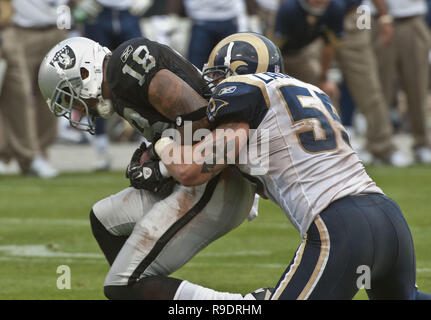 St. Louis Rams Linebacker, James Laurinaitis  Jugadores de futbol  americano, Futbol americano, Nfl