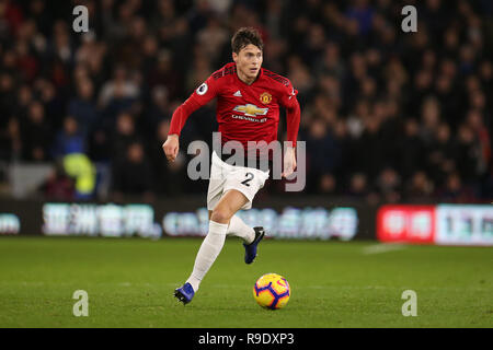 Cardiff, UK. 22nd Dec, 2018. Victor Lindelof of Manchester United in action .Premier League match, Cardiff City v Manchester Utd at the Cardiff City Stadium on Saturday 22nd December 2018. this image may only be used for Editorial purposes. Editorial use only, license required for commercial use. No use in betting, games or a single club/league/player publications. pic by Andrew Orchard/Andrew Orchard sports photography/Alamy Live news Credit: Andrew Orchard sports photography/Alamy Live News Stock Photo