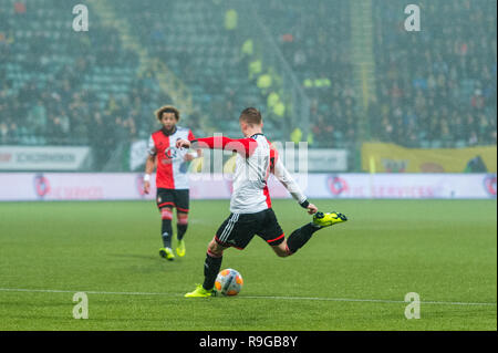 The Hague, Netherlands 23 december 2018 Soccer Dutch Eredivisie: ADO Den Haag v Feyenoord   1-2 Feyenoord. Doelpunt Sam Larsson Credit: Orange Pictures vof/Alamy Live News Stock Photo