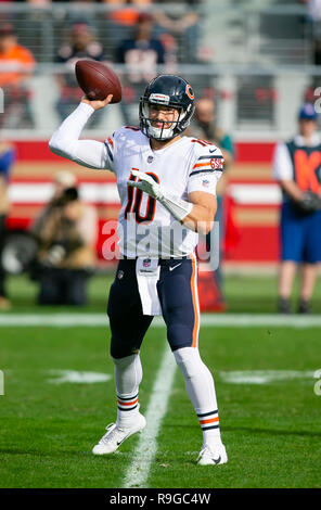 Halftime. 23rd Dec, 2018. Chicago Bears quarterback Mitchell Trubisky (10) in action during the NFL football game between the Chicago Bears and the San Francisco 49ers at Levi's Stadium in Santa Clara, CA. The 49ers lead the Bears 9-7 at halftime. Damon Tarver/Cal Sport Media/Alamy Live News Stock Photo