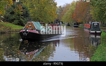Bridgewater Canal cargo barge, Lower Walton, South Warrington, Cheshire, North West England,UK Stock Photo