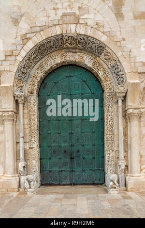 Cathedral of San Nicola Pellegrino in Trani Stock Photo