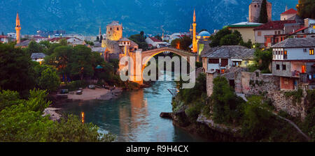 Stari Most (Old Bridge) over Neretva River, UNESCO World Heritage site, Mostar, Bosnia and Herzegovina Stock Photo