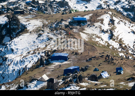 Campsite at Triund in the Dhauladhar ranges in Himachel Pradesh, India Stock Photo