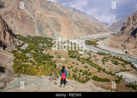 Trekking above the Balti village of Turtuk, once Pakistan, now part of Ladakh, India, in the Karakoram Mountains Stock Photo