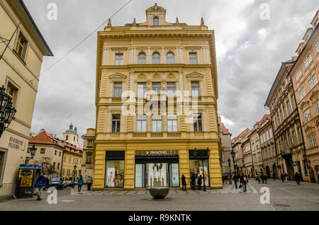 PRAGUE, CZECH REPUBLIC - 26 october 2018: “Swarovski” accessories shop in the center of Prague. Stock Photo