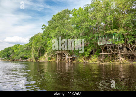 Docks and structures on Suwanneee River bank at Rock Bluff,  Gilchrist Count, Florida Stock Photo