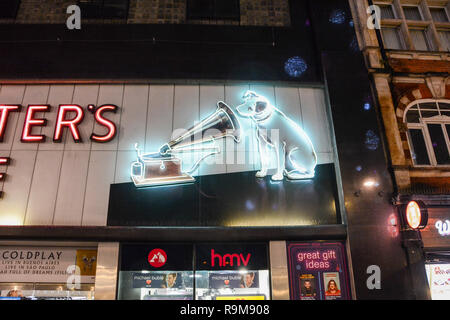 An illuminated 'Nipper' outside the now closed His Masters Voice store on London's Oxford Street Stock Photo