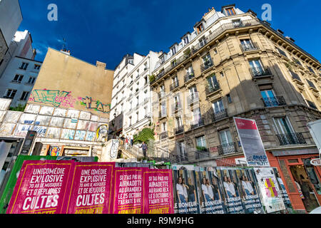 Steep steps along side derelict land, along Rue des Trois-Frères , Montmartre, Paris, France Stock Photo