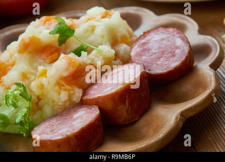 Dutch Hutspot - dish of boiled and mashed potatoes, carrots and onions.  traditional Dutch cuisine Stock Photo - Alamy