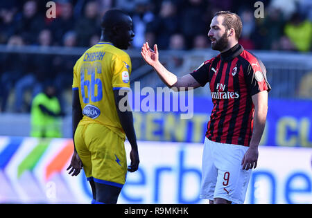 Stadio Benito Stirpe, Frosinone, Italy. 26th December, 2018. ItalysportsoccerFrosinone vs Milan - Italian Football Championship League A TIM 2018/2019 - Benito Stirpe Frosinone stadium.In the pic:  higuain dejection Credit: LaPresse/Alamy Live News Stock Photo