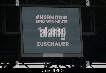 Duisburg, Deutschland. 23rd Dec, 2018. firo: 23.12.2018 Football, 2. Bundesliga, season 2018/2019 MSV Duisburg - SG Dynamo Dresden The official number of viewers on the video wall. | usage worldwide Credit: dpa/Alamy Live News Stock Photo