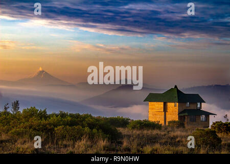 Sunrise in the andean village of Machinguì, with volcanos Cotopaxi and Cayambe, Ecuador Stock Photo