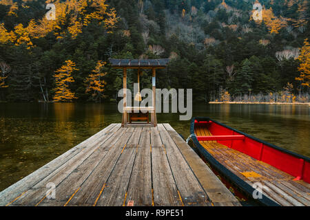 Tik turgan sik onlayn