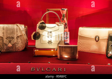 Bvlgari boutique discount praha