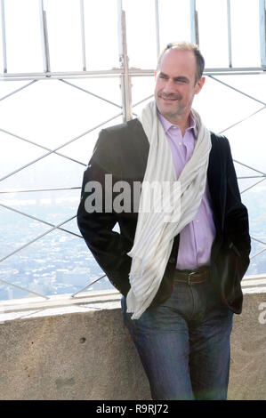 Chris Meloni at the Empire State Building lighting ceremony in honor of Only Make Believe in New York City. November 9, 2011. Credit: Edwin Garcia/MediaPunch Stock Photo