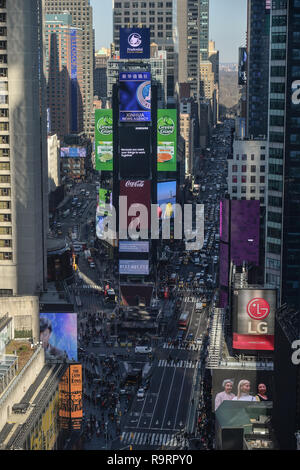 New York, USA. 27th Dec 2018. A view of Times Square on December 27, 2018 in New York City. Credit: Erik Pendzich/Alamy Live News Stock Photo