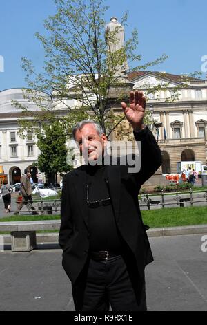 Ambrogino D Oro Allo Scrittore Amos Oz Stock Photo