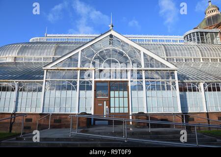Glasgow, Scotland, UK. 28th, December, 2018. The 'Winter Gardens' prepares for closure this weekend and faces an uncertain future with many millions of pounds required to repair, make safe and restore it's crumbling structure. Stock Photo