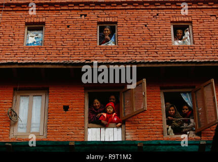 Bhaktapur, Nepal. 28th Dec, 2018. People view Navadurga Festival from their windows in Bhaktapur, Nepal, on Dec. 28, 2018. Credit: Sulav Shrestha/Xinhua/Alamy Live News Stock Photo