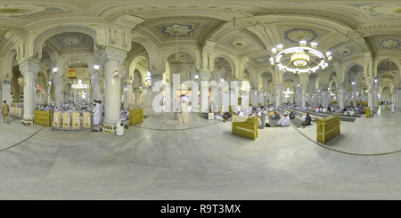 360° View Of Al Masjid Al-haram ( Al-haram Mosque - Alamy