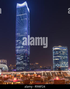 White Magnolia Plaza in Shanghai at night Stock Photo