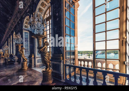 Hall of Mirrors in Versailles palace near Paris, France Hall of Mirrors in Versailles palace near Paris, France