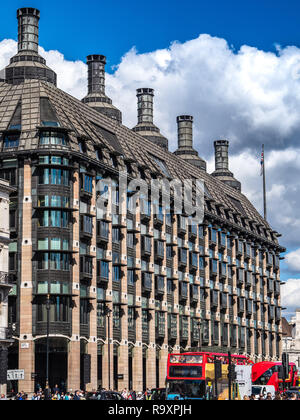 Portcullis House Houses of Parliament Westminster London - Office Building for UK MPs - Opened 2001 Architects Michael Hopkins and Partners Stock Photo
