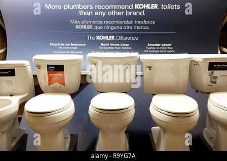 Miami Florida,The Home Depot Big-Box,inside interior,hardware big box store,do it yourself,toilets commodes,product products display sale,Kohler,shopp Stock Photo